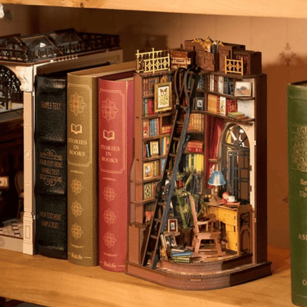 Book Nook Boekensteun "Silent Corner"- DIY Pakket