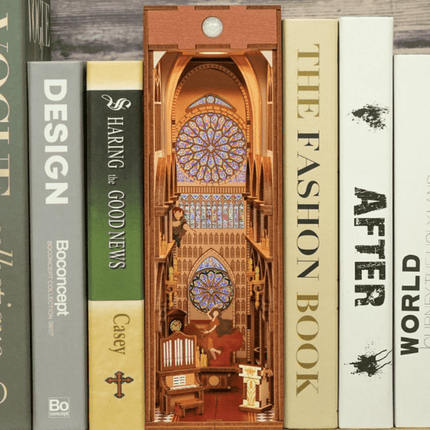Book Nook Boekensteun "Notre Dame" - DIY Pakket