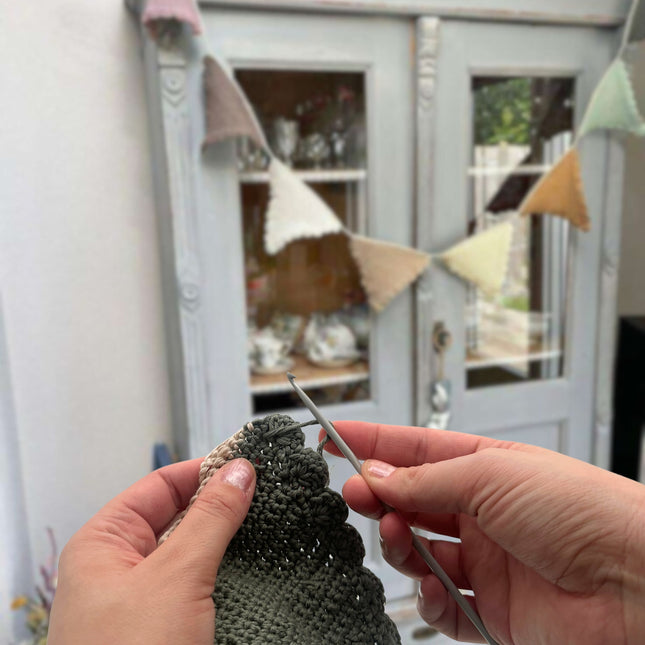 Feestvlaggetjes haken NEUTRAAL - DIY Pakket